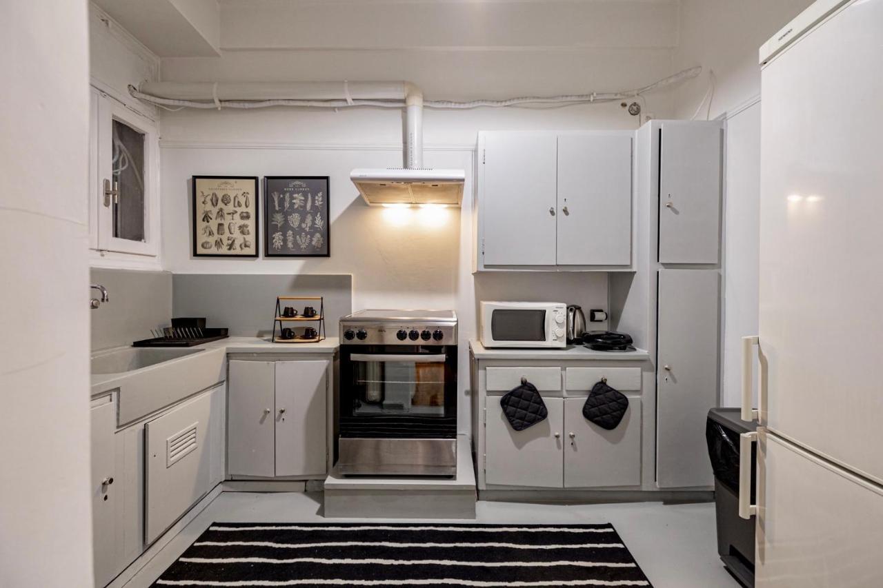 Cozy Apartment In Kolonaki Athens - Sleeps 5 Exterior foto