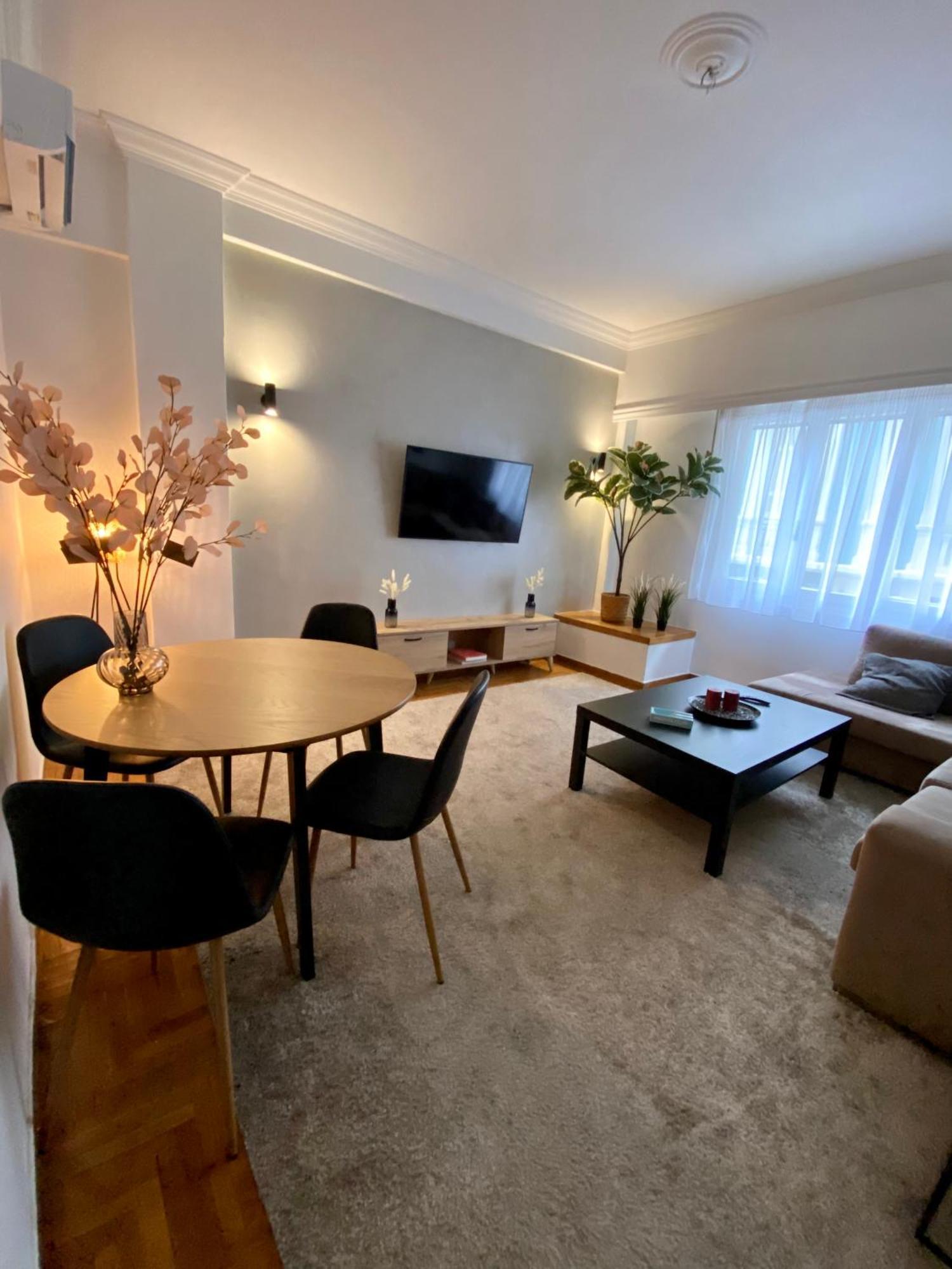 Cozy Apartment In Kolonaki Athens - Sleeps 5 Exterior foto